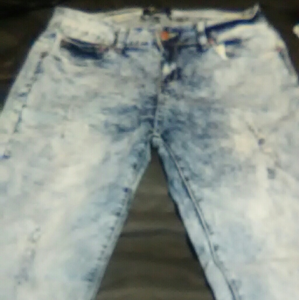 Bebe and ceci  stonewashed jeans size 11